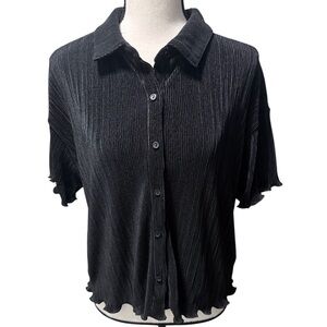 Colsie Black Accordion Pleated Ruffle Button-Down Collared Blouse Size Large